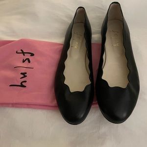 EUC French Sole scalloped flats size 9